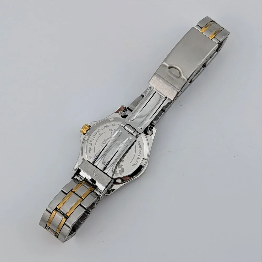Wenger Swiss Military Elite 79093 Two Tone MOP Dial Quartz Watch Lume 33mm 8.5
